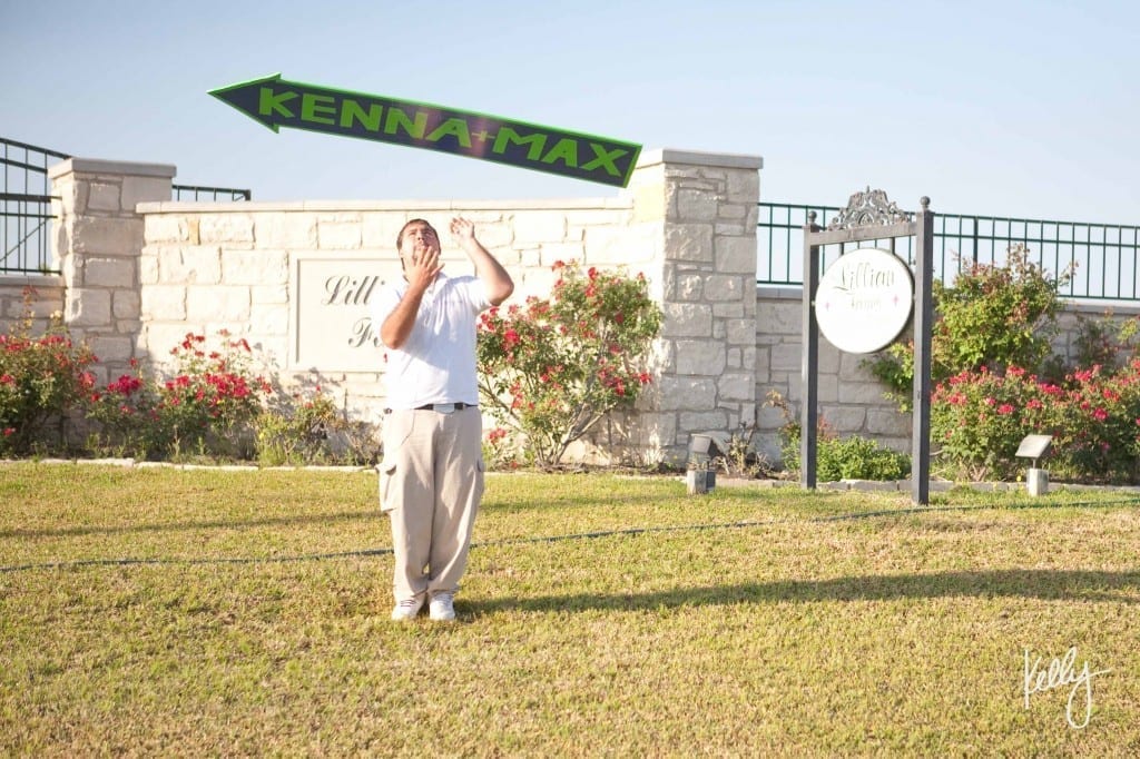 sign twirler
