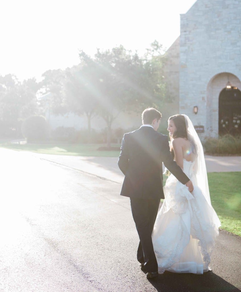 walking-bride-and-groom