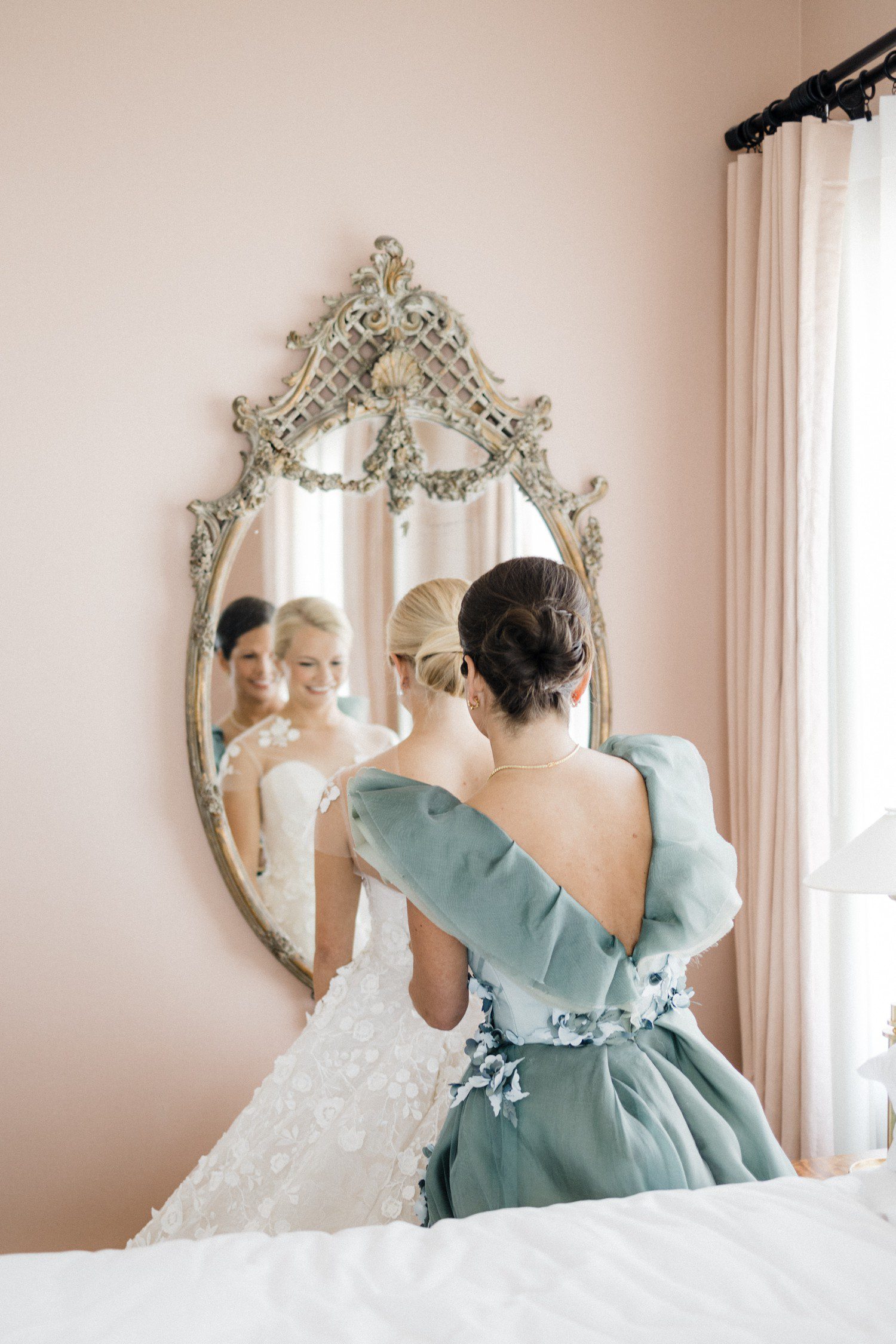 Bride Getting Ready at Commodore Perry Estate