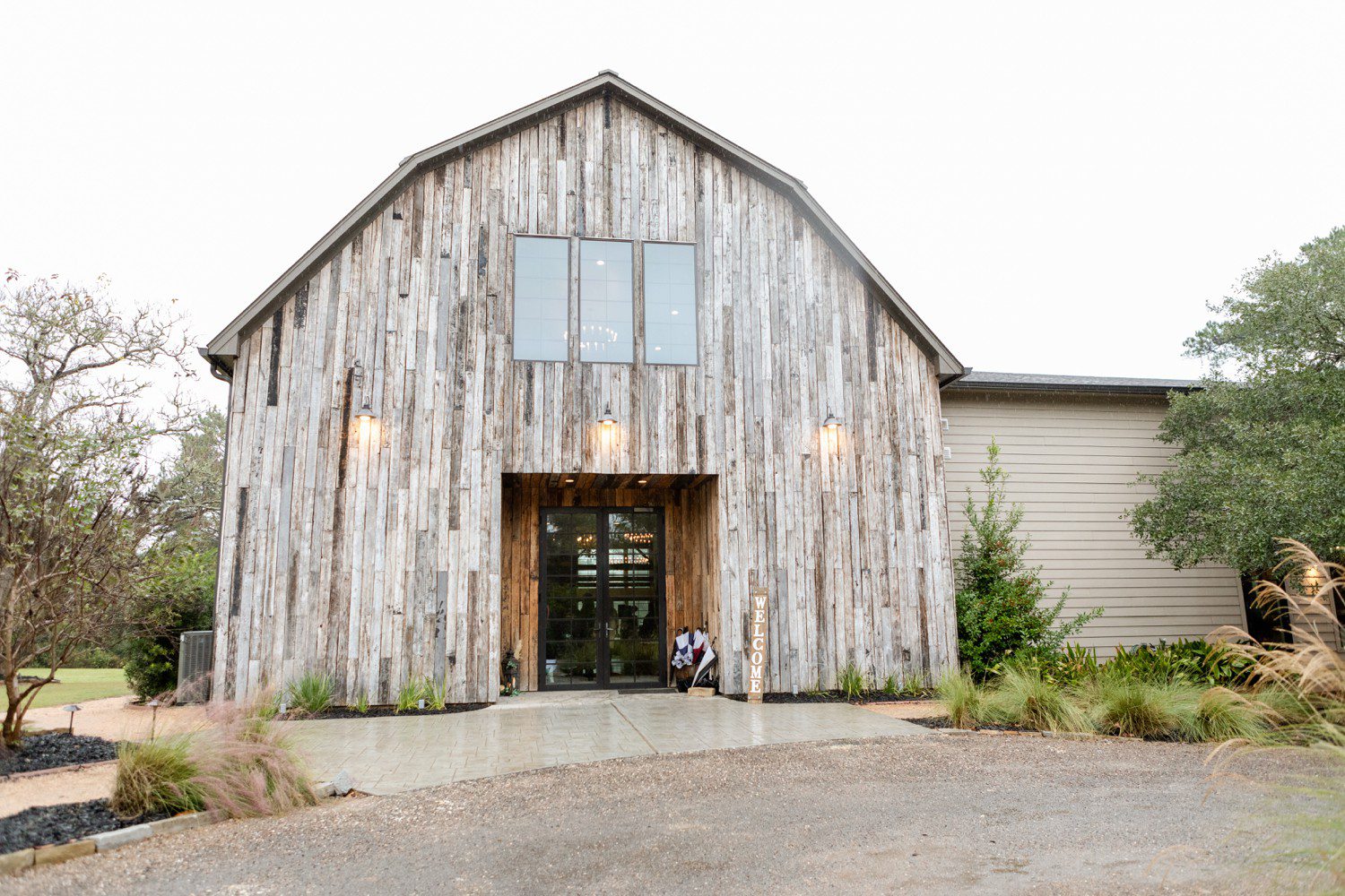 Wedding barn at Historic Hill House and Farm Texas 