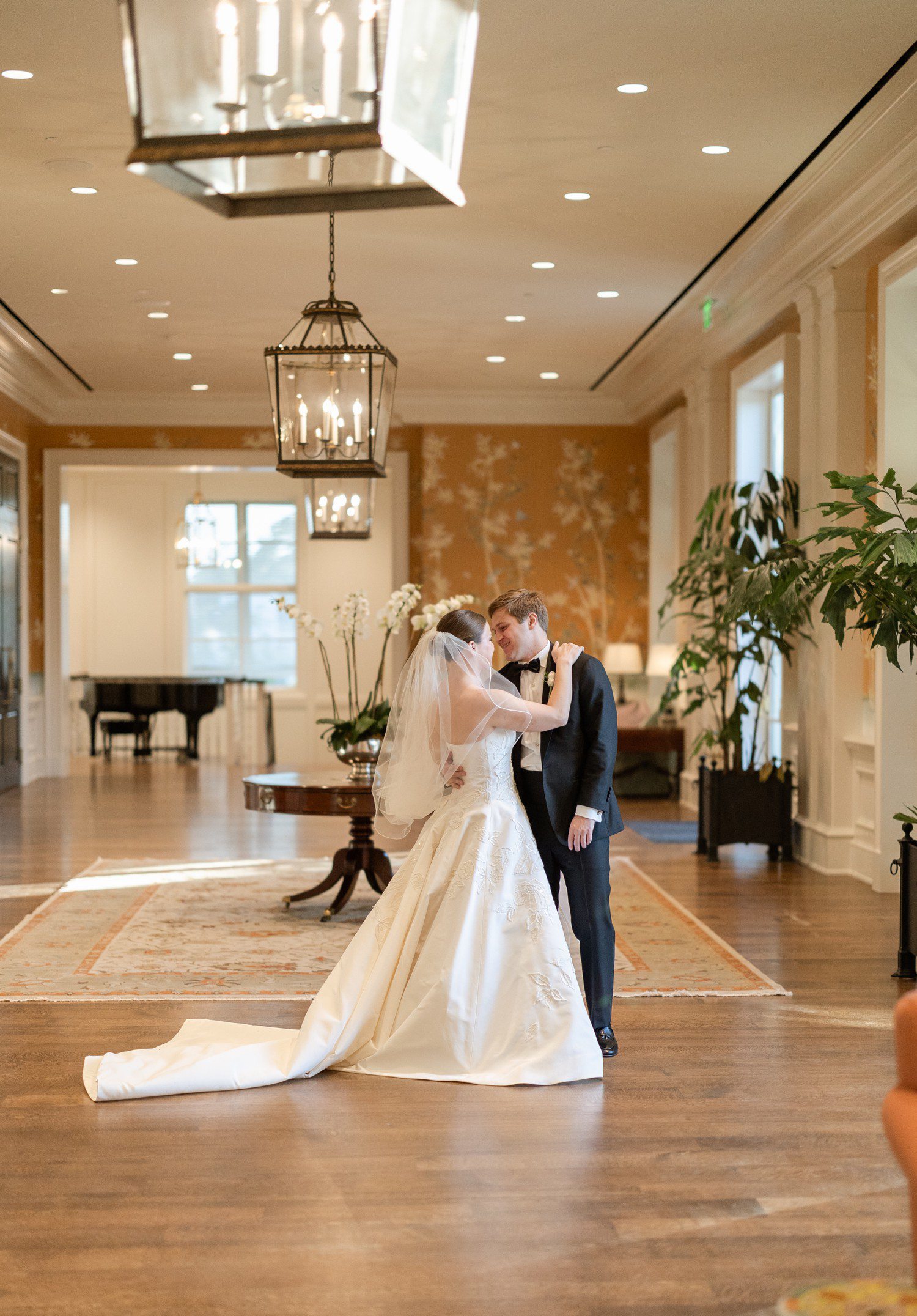 Houston Country Club Wedding First Look 