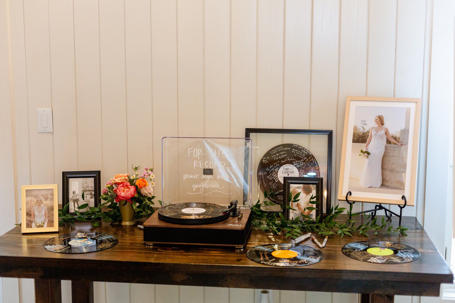 Record player wedding guest book.