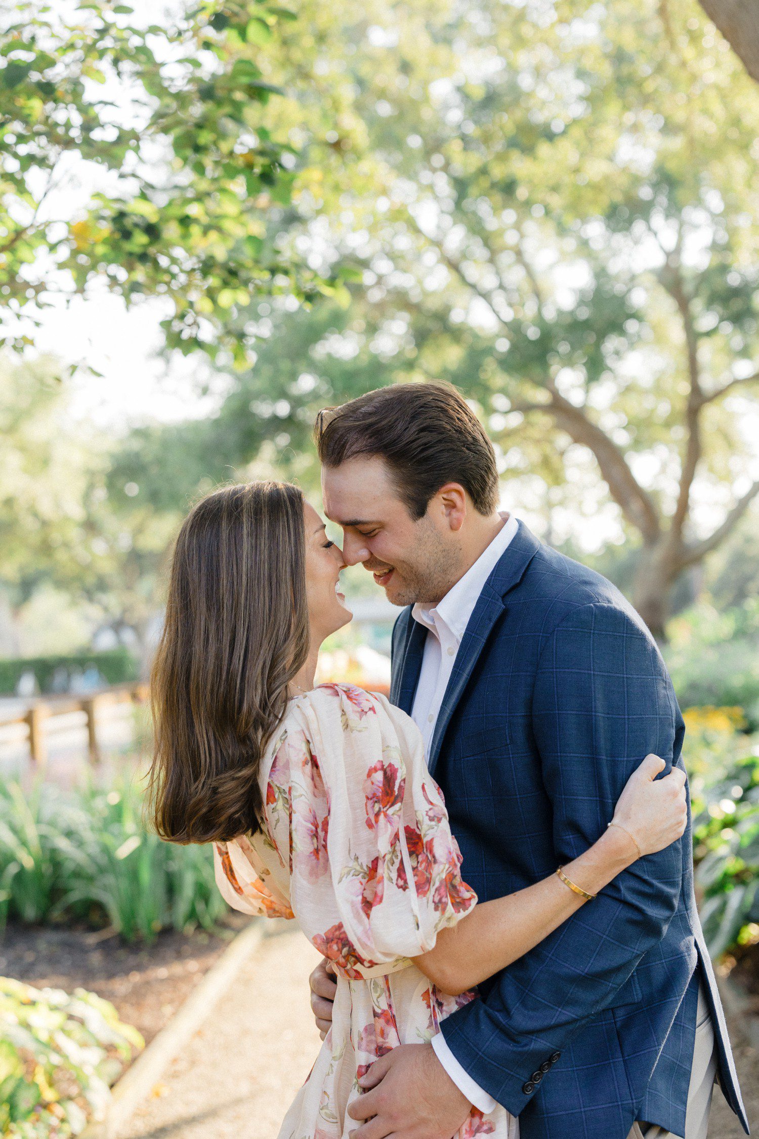 Watercolor Florida engagement photos in park. 