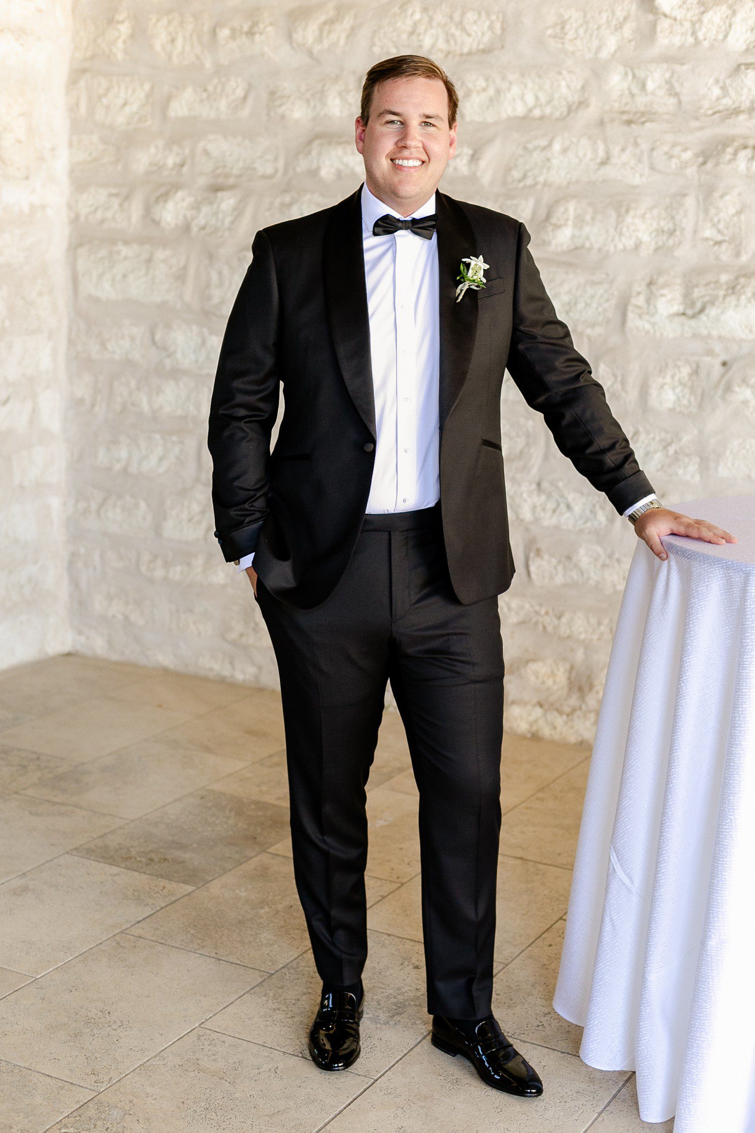 Groom portraits at Austin Country Club.