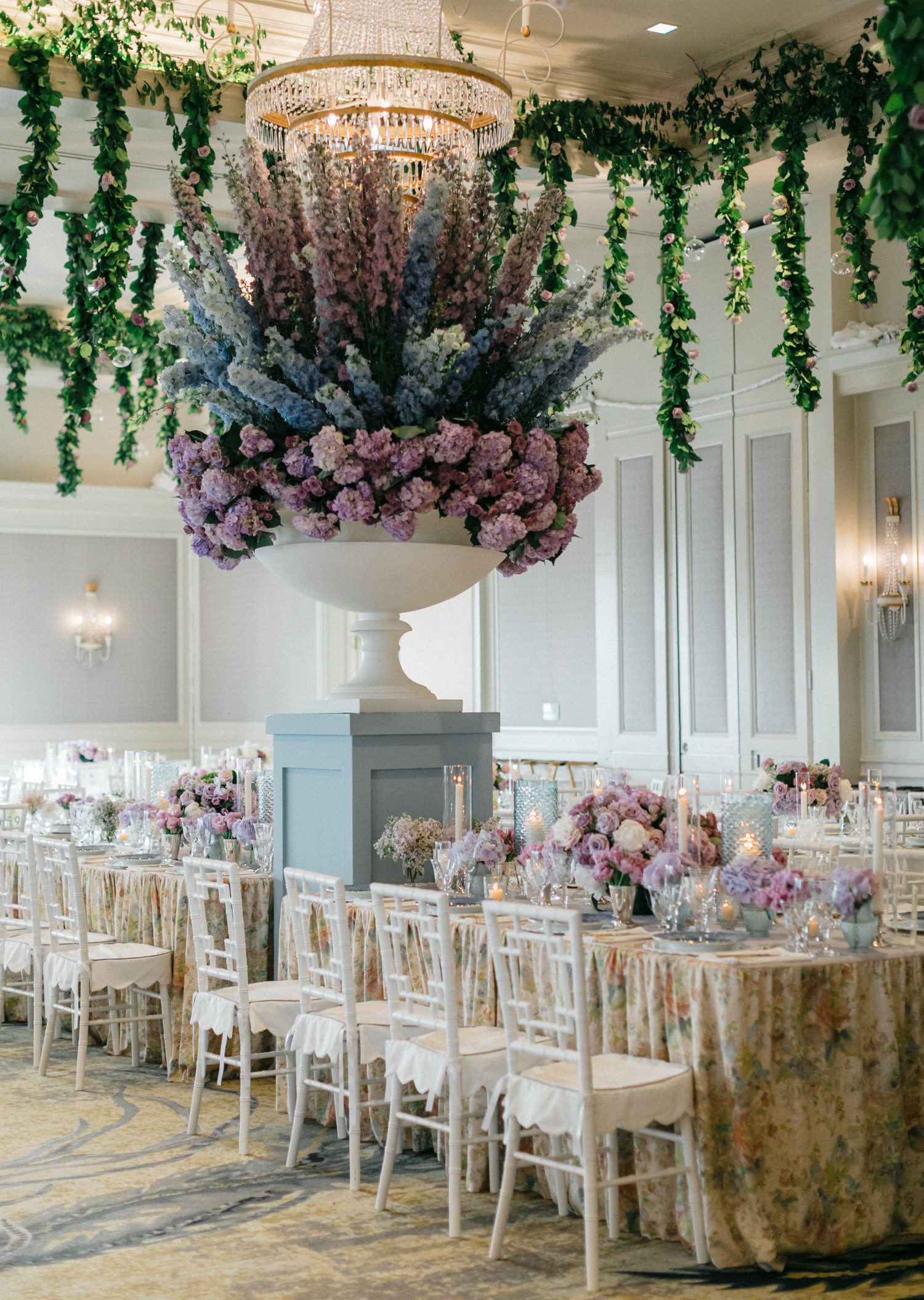 Elegant Floral Wedding Reception at Lakeside Country Club in Houston.