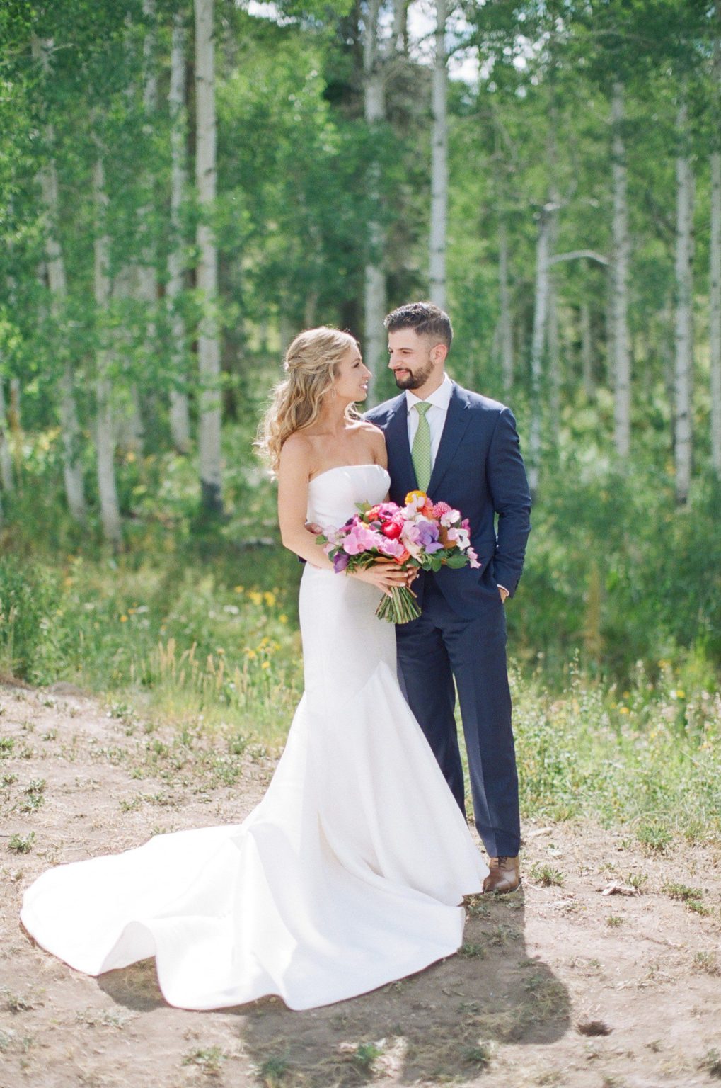 Colorful Aspen Wedding at Lynn Britt Cabin Kelly Hornberger Photography