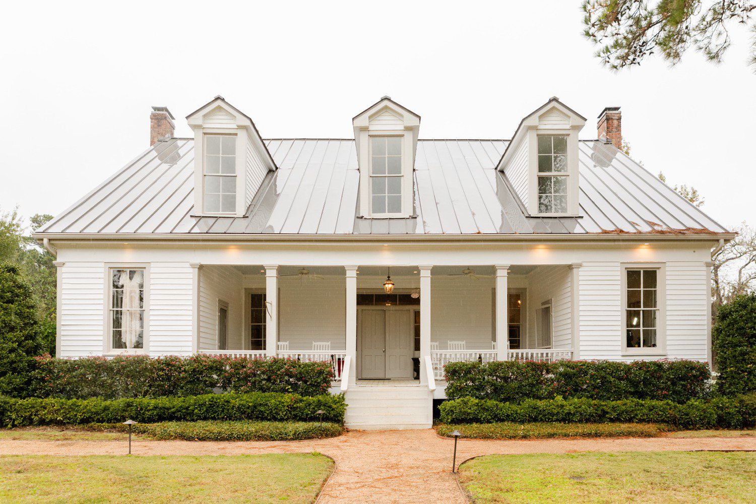 Wedding at Historic Hill House & Farm Texas 