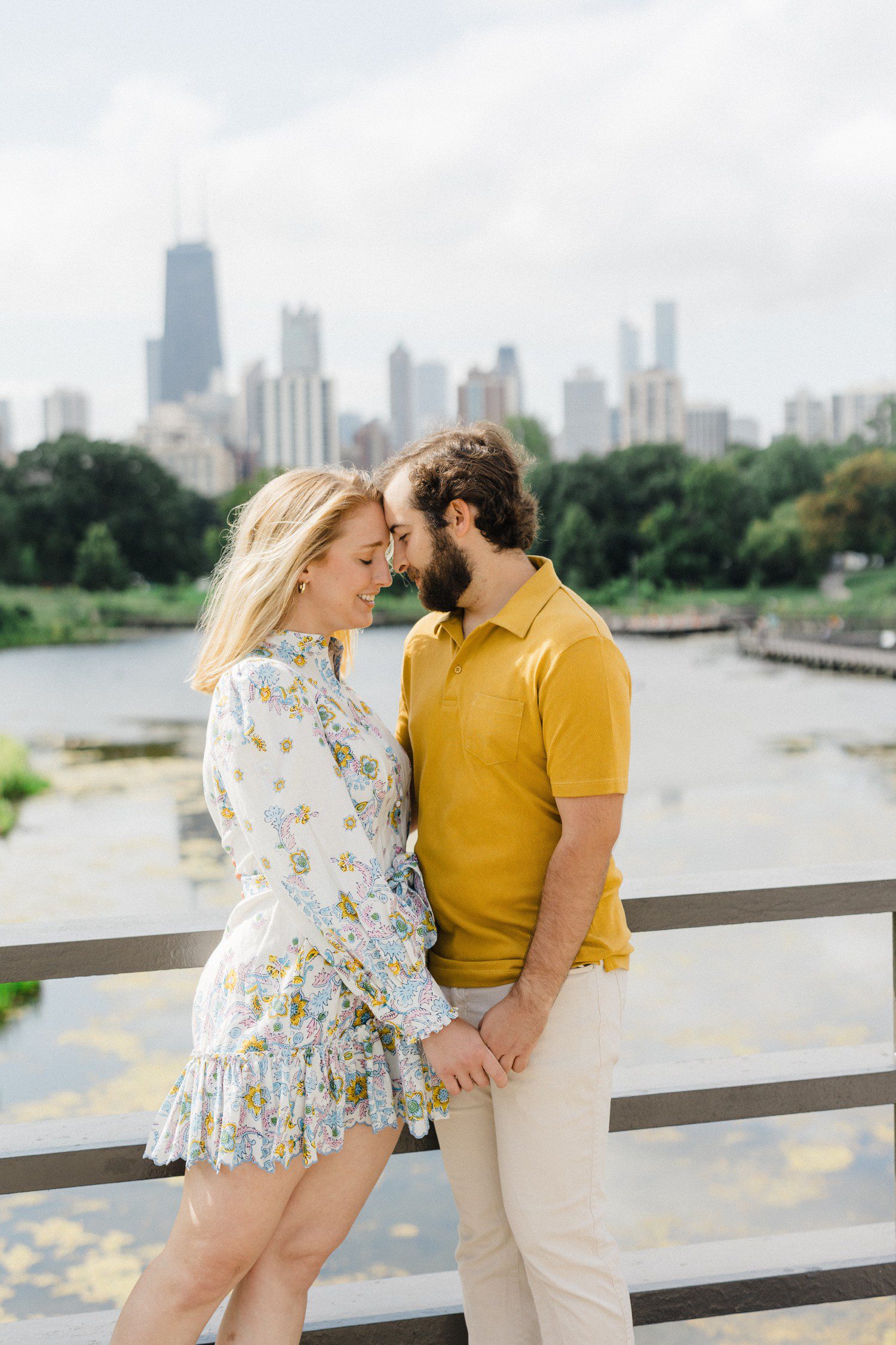 Downtown Chicago engagement photos at Lincoln Park.
