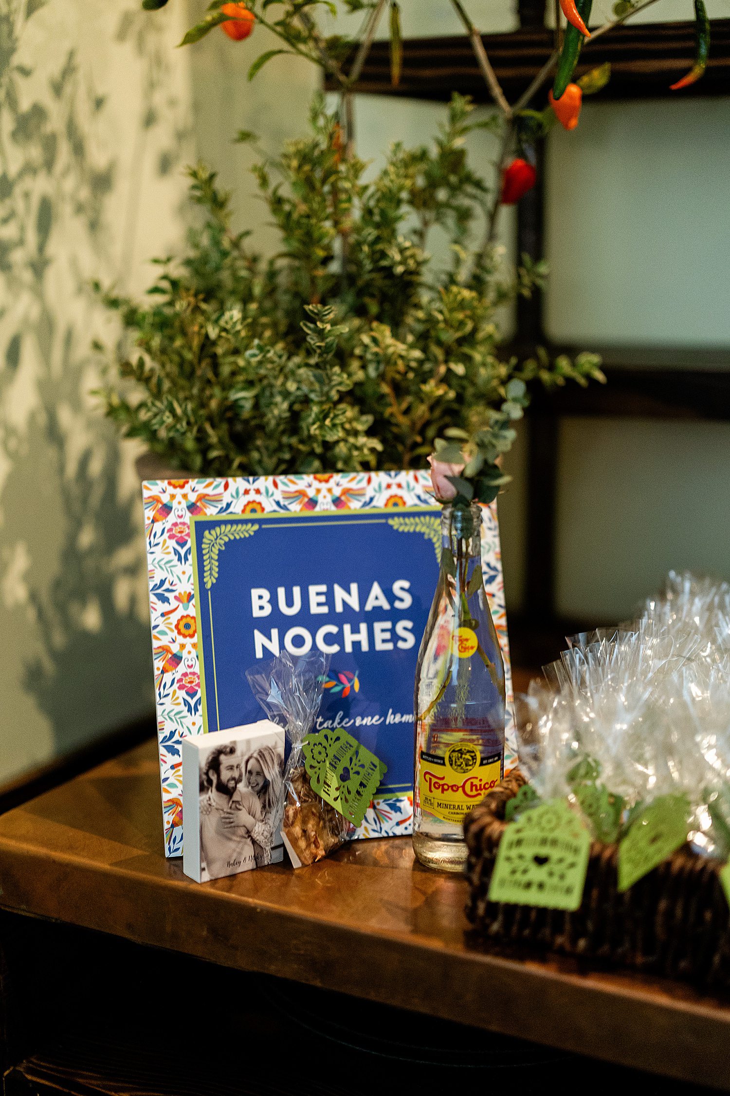 Farewell gifts and Buenas Noches sign