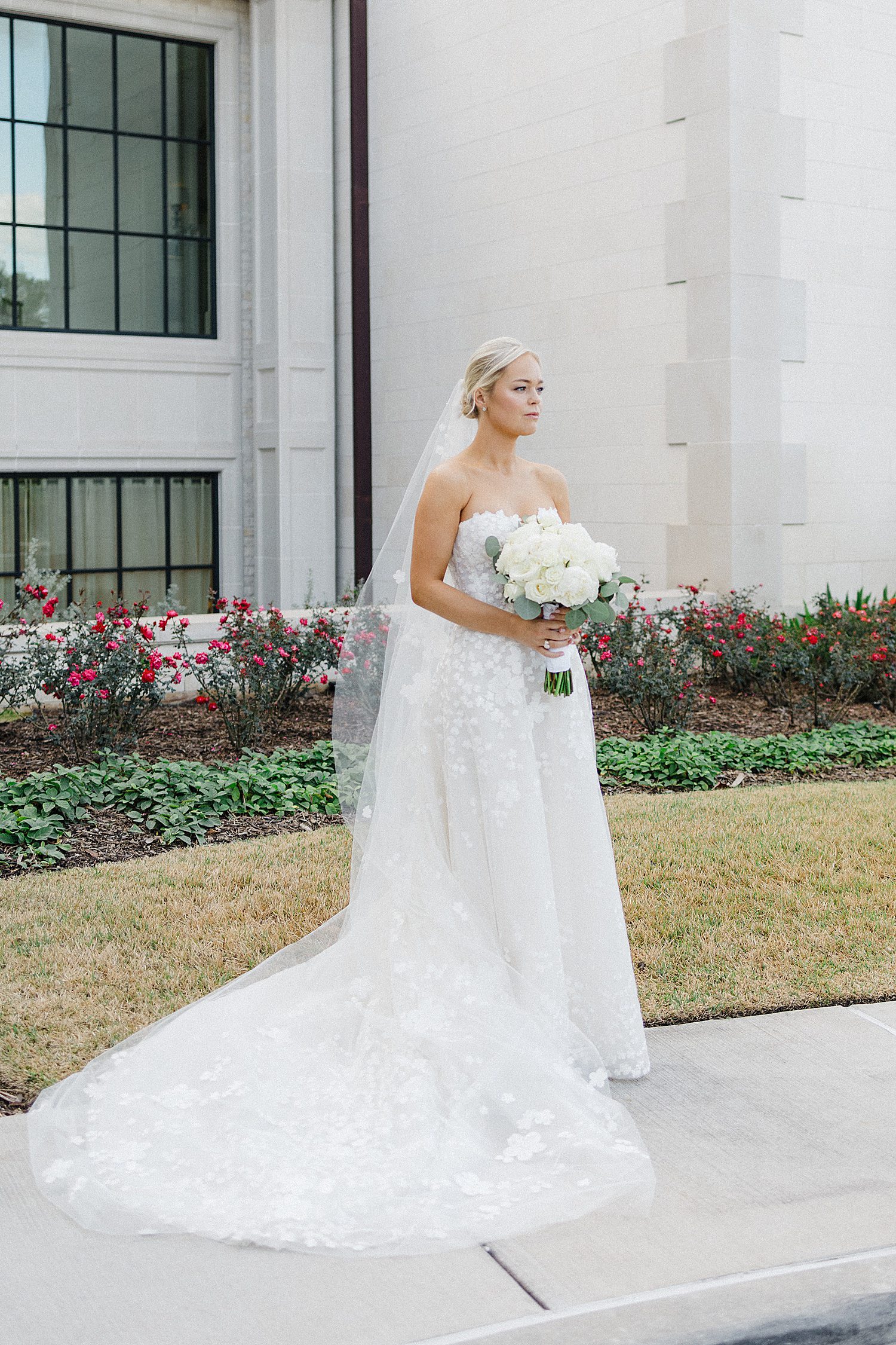 Bride holding bouquet