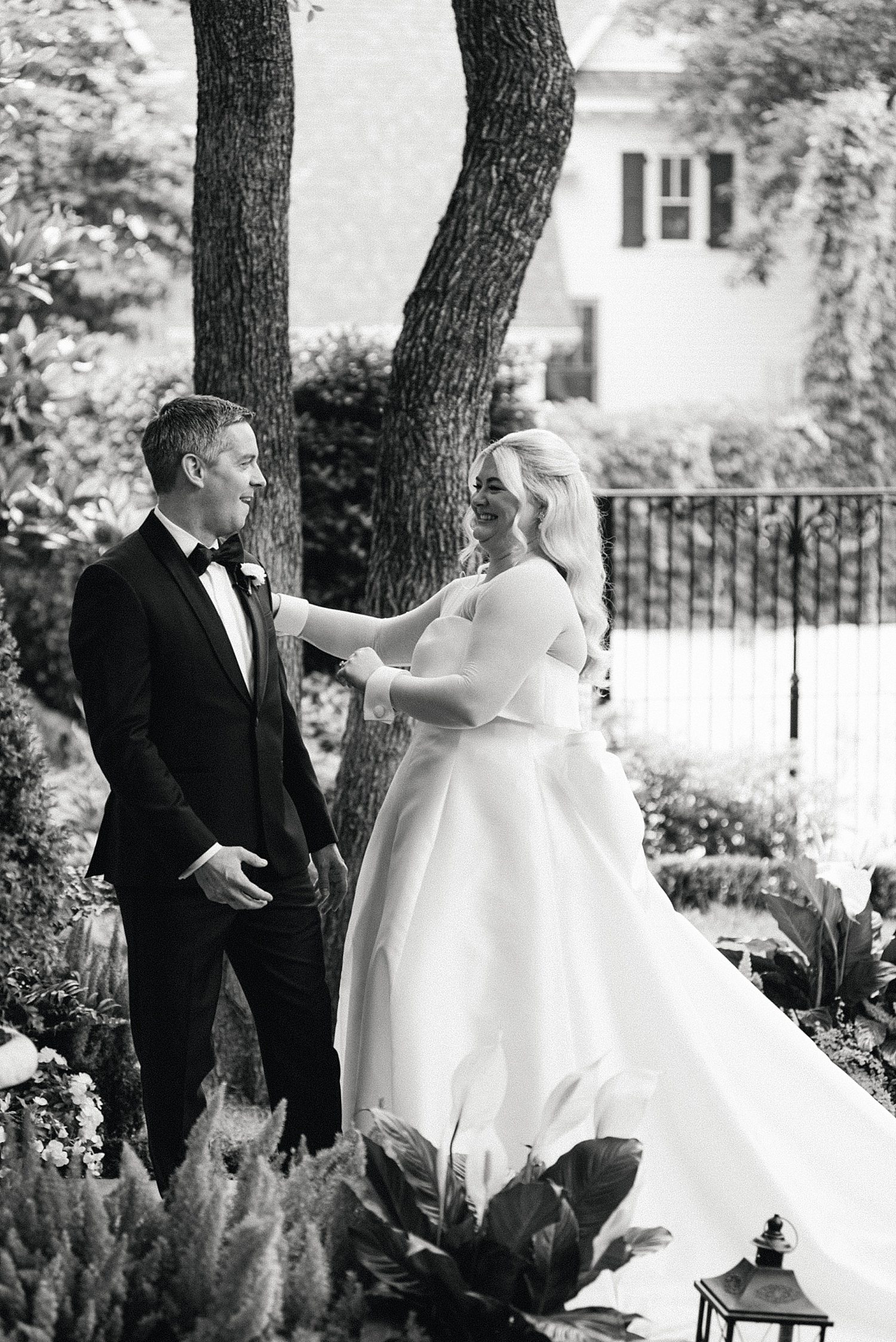 Bride & groom first look before wedding in Dallas